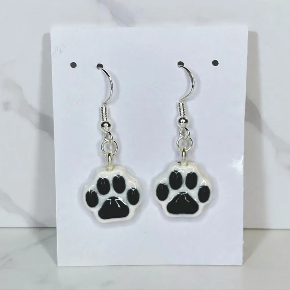 Cat Resin Earring Set - Handmade - Hypoallergenic - Black - Picture 2 of 5